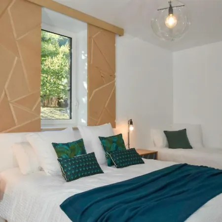 Guest house L'abelli D'estelle